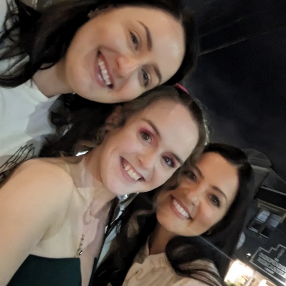 Meet your Posher, Stephanie - Picture 8 of 12